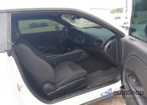 2018 Dodge Challenger R/T из США, поврежденный, VIN 2C3CDZBT8JH131000